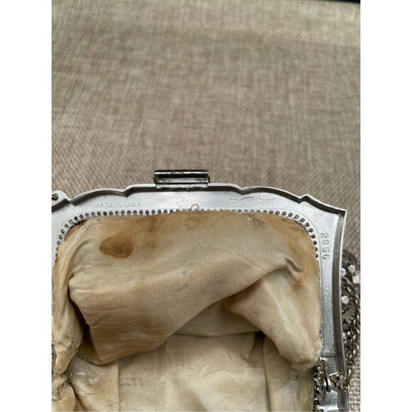 Vintage WHITING & DAVIS Silver Mesh Kiss lock Evening Bag Purse Made In USA 2945 - Picture 8 of 12